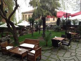 Mimarlar Odasi Bahce Cafe Restaurant Outdoor Decor Garden Cafe Patio