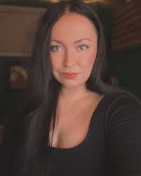 Lonnie Erickson's Instagram, Twitter & Facebook