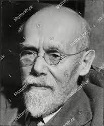 Theodore Cooke's Instagram, Twitter & Facebook