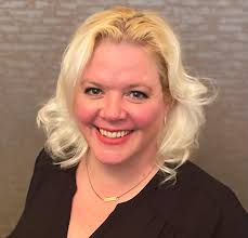 Julie Korte's Instagram, Twitter & Facebook