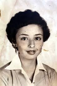 Elsa Ruelas's Instagram, Twitter & Facebook