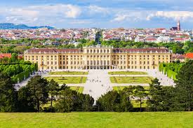 April through june, sept through nov: Osterreich Schloss Schonbrunn Geo