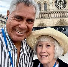 Featured Artist Revealed for the 15th Annual Autumn & Art Presented by  Pella Products of Kansas