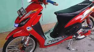 Pada tahun 2009 terdapat banyak sekali hasil modifikasi dari motor mio sporty yang seringkali diunggah ke internet, mulai dari yang simple sampai yang terlihat paling keren yang dapat sobat lihat fotonya di bawah ini sebagai bahan referensi kalian. Full Modifikasi Yamaha Mio 2008 Youtube
