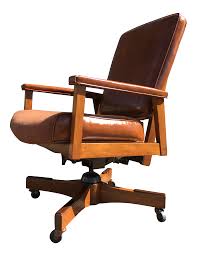 Jens risom mid century walnut executive office desk. Gunlocke Style Mid Century Modern Walnut Executive Office Chair Chairish