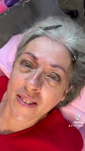 Mama J came to get some new brows ❤️