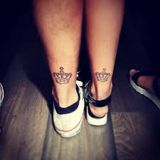 King queen chess piece tattoo 4. King Queen Crown Tattoos On Legs For Couples