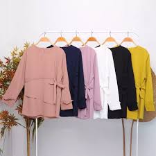 Baju batik wanita dengan model blouse yang minimalis. Jual Blouse Wanita Blus Wanita Blouse Impor Terbaru Bluse Perempuan Blouse Polos Tangan Renda Atasan Wanita Terbaru Blouse Cewek Blu Adindastore