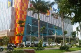 Khususnya untuk anak kost jakarta yang sudah menunggu waktu kapan bioskop beroperasi kembali. Jadwal Bioskop Cgv Xxi Cinemaxx Cinepolis Di Kota Surabaya Dan Harga Tiket Hari Ini Bioskopindonesia Id