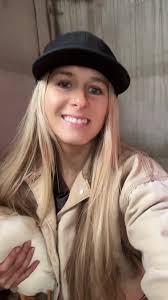 The best kinda baggage am i right? 🥰 #ducks #petduck #farmlife