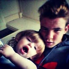 Brandon Bertram (@brandobertram)