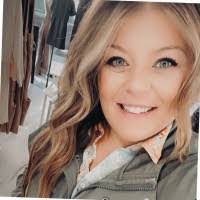 Becky Groff's Instagram, Twitter & Facebook