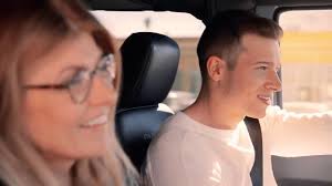 Abby Buck's Instagram, Twitter & Facebook