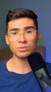 No seu último vídeo publicado no canal do youtube o @thomaskazevedo faz  menção do nosso curso FST =D