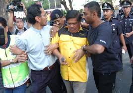 Menteri pertahanan republik indonesia prabowo subianto kemarin menggelar pertemuan tertutup dengan timpalannya dari malaysia, mohamad bin sabu di gedung kementerian pertahanan, jalan mat sabu juga menyatakan banyak nelayan malaysia yang dibajak atau diculik di perairan indonesia. Biodata Ringkas Dan Kisah Liku Kehidupan Mohamad Bin Sabu Mat Sabu Iluminasi