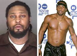 D Angelo Arrested In New York City For Soliciting Undercover Officer 40 For Blow Job
