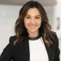 Caitlyn Alexander's Instagram, Twitter & Facebook