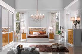 Le nostre camere matrimoniali sono progettate per rispondere alla tua voglia di organizzare al meglio gli spazi di casa. Angelica Camere Da Letto Classiche Mobili Sparaco