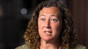 Chris Dawson's daughter reveals she believes hypnosis uncovered where her  mother was buried