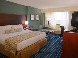 Find 141 2 bedroom apartments for rent in virginia beach, va. Hotels Near Virginia Beach Convention Center Crowne Plaza Virginia Beach Town Center