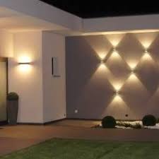 Villa In Frankreich Moderner Garten Von Bolz Licht Und Wohnen 1946 Modern Homify Hauswand Moderne Gartenentwurfe Hinterhofbeleuchtung