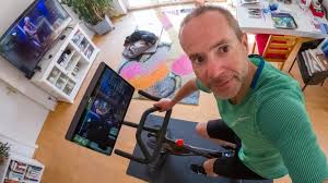It's a fitness company and community. Bike Im Test Peloton Ist Wohnzimmersport Zwischen Jailbreak Und Jukebox Golem De