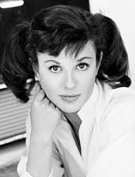 Who is Peter Mullins dating? Peter Mullins girlfriend, wife