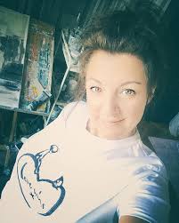 Mad about interiors? These are the interior stylists, writers and  assistants you should be following!!