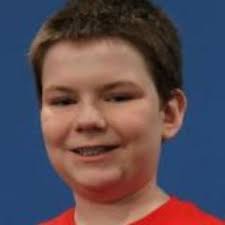 Violet Matthews (@YoItsViolet)