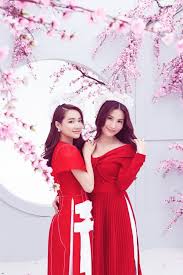 Cùng tìm hiểu ngay 6 kiểu tóc đẹp sau! Nha PhÆ°Æ¡ng Diá»…m My 9x Máº·c Ao Dai Váº«n Gá»£i Cáº£m Ráº¡ng Ngá»i Ä'on Táº¿t