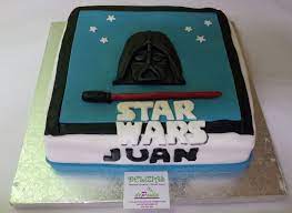 De Diseno Sencillo Pero Impactante Uno De Los Protagonistas Luce Temerario En La Superficie De La T Feliz Cumpleanos Juan Tarta De Cumpleanos Feliz Cumpleanos