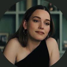 Anna Scibelli (@MissMoonySunday)