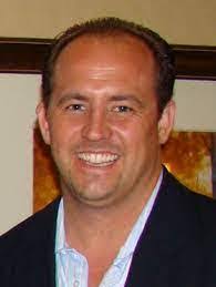 Darren Crown's Instagram, Twitter & Facebook