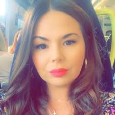 Vicky Tonner 💚 (@Vicky_B_1)