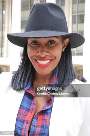 217 Lauren Sample Stock Photos, High-Res Pictures, and Images