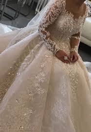 Verkaufe mein prinzessinnen hochzeitskleid mit eine sehr langen schleife hinten. Modern Brautkleider Mit Armel Spitze Hochzeitskleider Prinzessin Prinzessin Kleid Hochzeit Kleider Hochzeit Hochzeitskleider Prinzessin