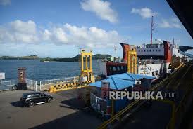 Ciri fizikal yang terbentuk di kawasan pinggir laut: Bumn Siapkan Bakauheni Jadi Destinasi Wisata Tepi Laut Republika Online
