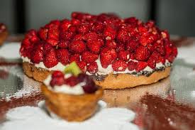 Bisquick strawberry shortcake is both simple and oh so tasty. 9 156 Strawberry Cake Flower Photos Free Royalty Free Stock Photos From Dreamstime
