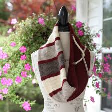 Loom Knit Infinity Scarf Pattern, Tube Scarf, Infinity Cowl. | This Moment  is Good
