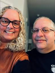 If there's one thing about Carrie and me, no one can accuse us of being  subtle!!