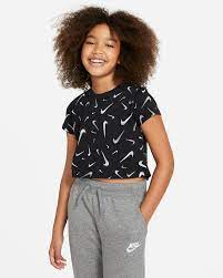 See all model salaries to learn how this stacks up in the market. Nike Sportswear Older Kids Girls Cropped T Shirt Nike Lu