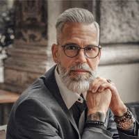 20+ Profile mit dem Suchbegriff „Thomas Schuh“