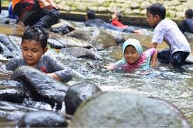 Aku senang sekali akhirnya dapat segera pulang ke rumah, setelah seharian ___ i i i i _ hari minggu,joko masih malas malasan di tempat tdur walaupun sudah bangun dari tadi.malas karena memang sudah rutinitas ibunya. Family Day Di Teratak Malaya Janda Baik Pahang Sop Name My