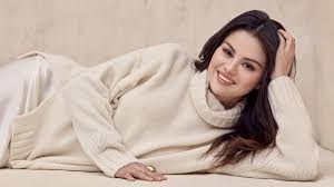 Celebrities born on this day: 7680x4320 Selena Gomez 8k 2021 8k Hd 4k Wallpapers Images Backgrounds Photos And Pictures