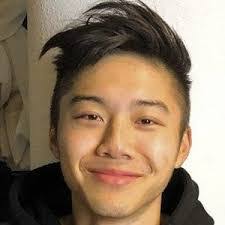 Sheldon Ho's Instagram, Twitter & Facebook