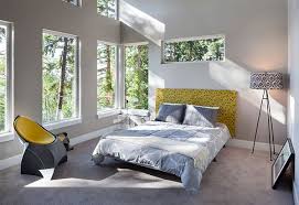 I personally love this yellow. 15 Visually Pleasant Yellow And Grey Bedroom Designs Home Design Lover