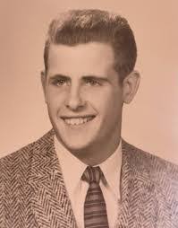 Scott Edgecomb's Instagram, Twitter & Facebook