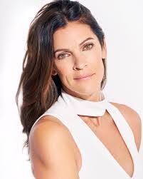 Caroline Tuttle's Instagram, Twitter & Facebook