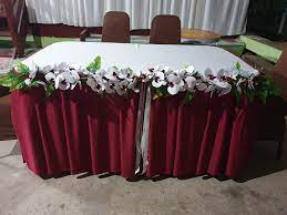 Mini pelamin simple.harga rm 180 servis seluruh perlis free cas transport.kedah.jitra sampai kodiang pun free cas transport. Meja Makan Pengantin Tema Maroon In 2021 Table Decorations Decor Home Decor
