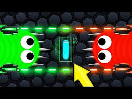 Using 2 Hacked Snakes To Win Slither Io Youtube In 2020 Slitherio Slither Io Hacks Funny Star Wars Memes